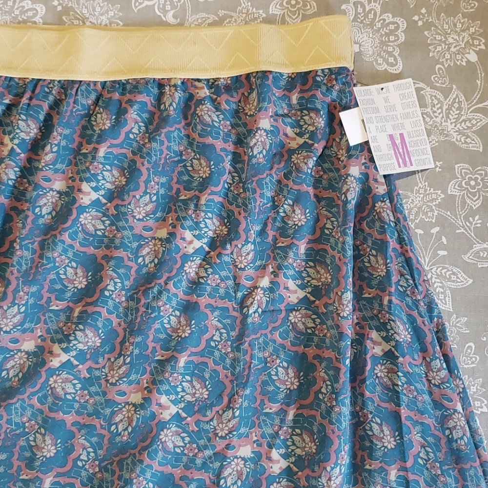 Lularoe Lola skirt